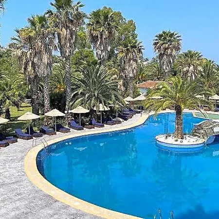 Palma Village 4*